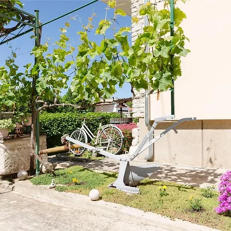 Apartment Apartment Erna Precious Memories Vodice