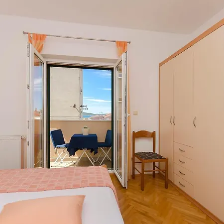 Apartment Erna Precious Memories * Vodice