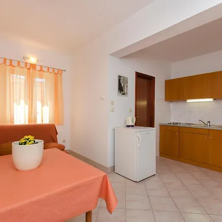 Apartment Erna Precious Memories Apartment